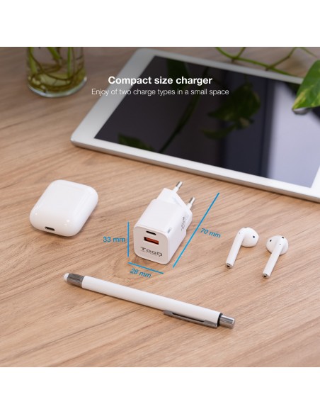 Cargador de pared tooq doble usb - c + usb a blanco 20w Cargador de pared tooq doble usb - c + usb a blanco 20w