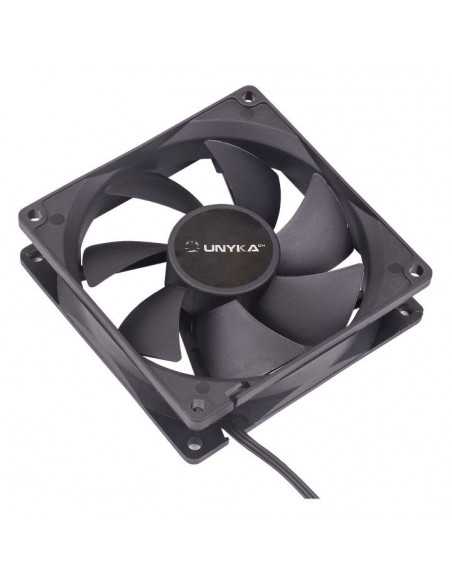 Ventilador de caja unyka 90mm color negro 7 aspas